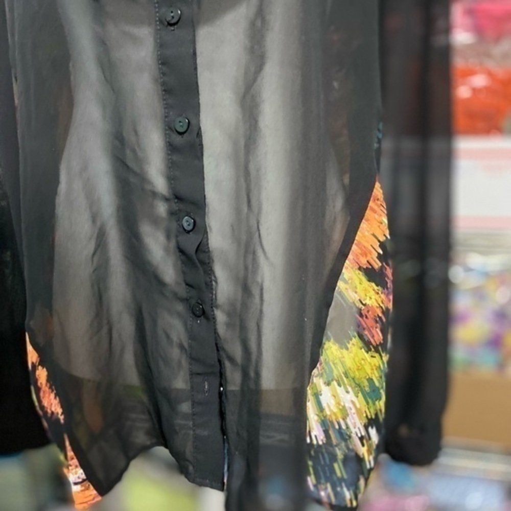 August Silk‎ Options Sheer Shirt with Multicolored Back - Picture 3 of 8